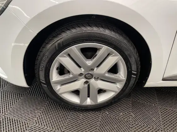 RENAULT CLIO V - voiture d'occasion - Photo 22