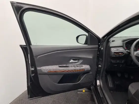 DACIA SANDERO III - voiture d'occasion - Photo 19
