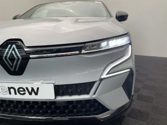 RENAULT MEGANE V - voiture d'occasion - Photo 22
