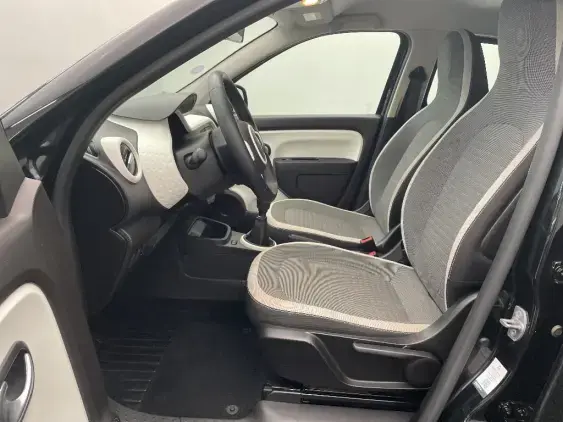 RENAULT TWINGO III - voiture d'occasion - Photo 18