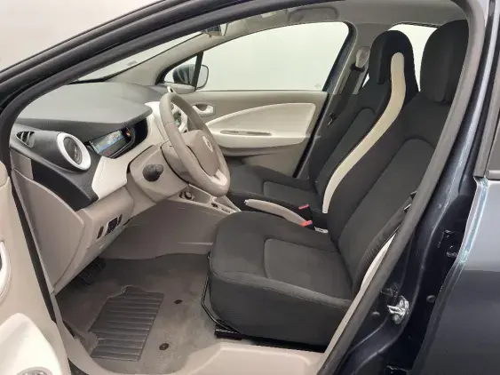 RENAULT ZOE - voiture d'occasion - Photo 17