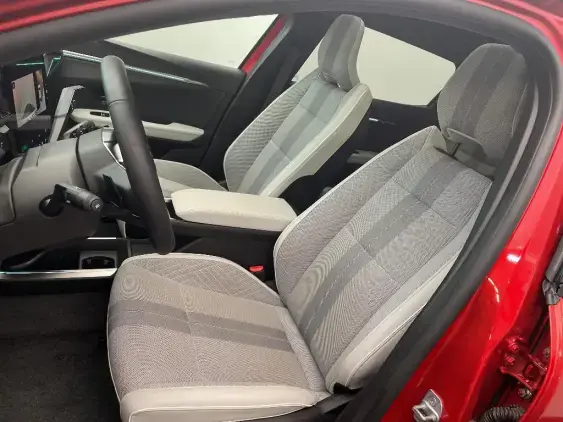 RENAULT SCENIC V ELECTRIQUE - voiture d'occasion - Photo 18