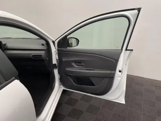 DACIA SANDERO III - voiture d'occasion - Photo 20