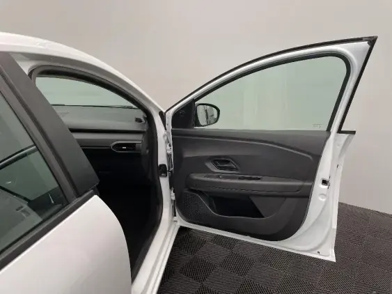 DACIA SANDERO III - voiture d'occasion - Photo 19