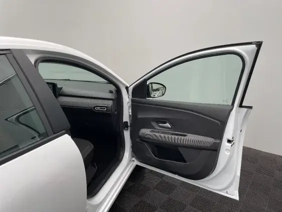 DACIA SANDERO III - voiture d'occasion - Photo 19