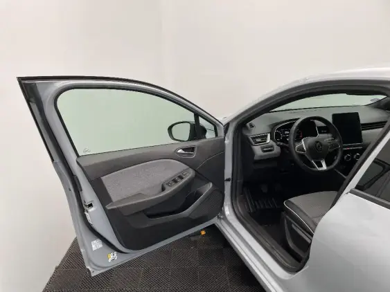 RENAULT CLIO V - voiture d'occasion - Photo 19