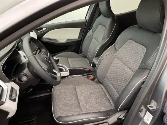 RENAULT CLIO V - voiture d'occasion - Photo 18
