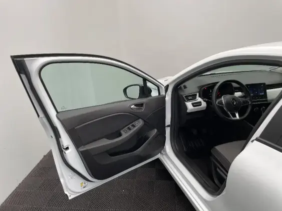 RENAULT CLIO V - voiture d'occasion - Photo 19