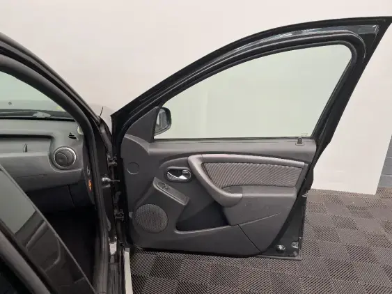DACIA DUSTER - voiture d'occasion - Photo 19
