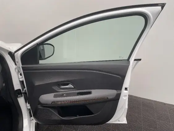 DACIA SANDERO III - voiture d'occasion - Photo 20