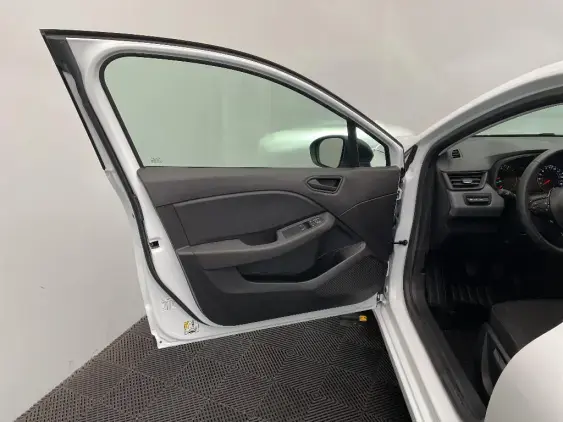 RENAULT CLIO V - voiture d'occasion - Photo 18