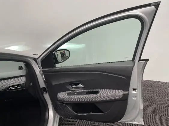 DACIA SANDERO III - voiture d'occasion - Photo 20