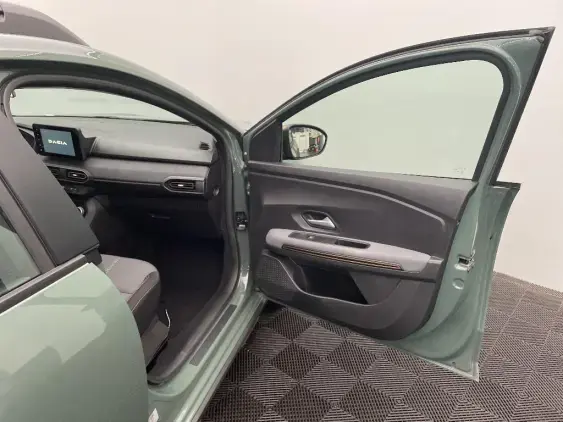 DACIA SANDERO III - voiture d'occasion - Photo 20