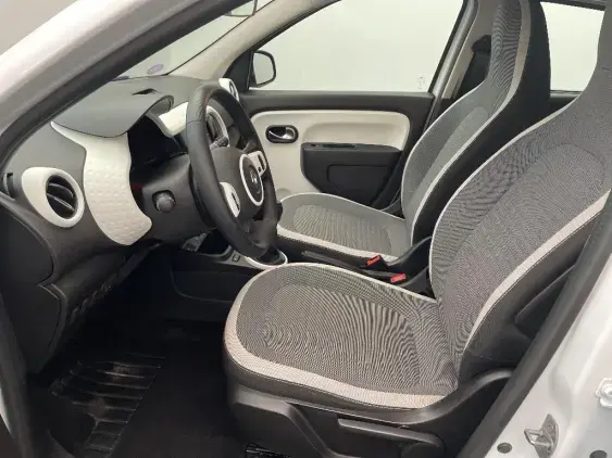 RENAULT TWINGO III - voiture d'occasion - Photo 17