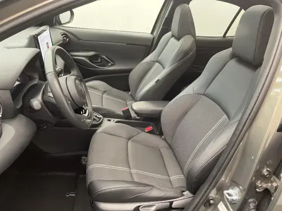 TOYOTA YARIS CROSS I - voiture d'occasion - Photo 18