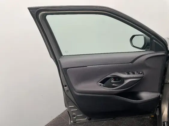 TOYOTA YARIS CROSS I - voiture d'occasion - Photo 19