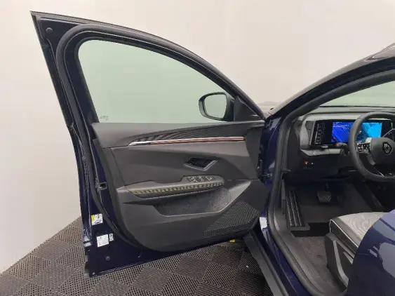 RENAULT SCENIC V ELECTRIQUE - voiture d'occasion - Photo 19