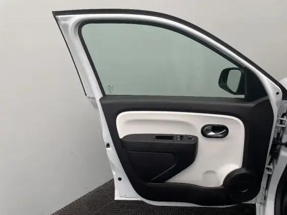 RENAULT TWINGO ELECTRIQUE III - voiture d'occasion - Photo 17
