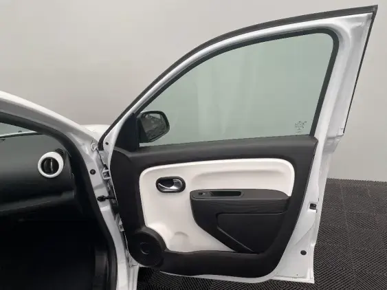 RENAULT TWINGO ELECTRIQUE III - voiture d'occasion - Photo 18