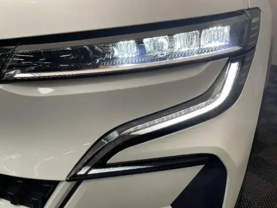 RENAULT MEGANE V - voiture d'occasion - Photo 21