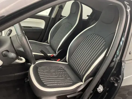 RENAULT TWINGO ELECTRIQUE III - voiture d'occasion - Photo 17