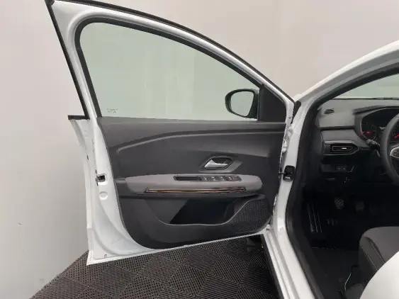 DACIA SANDERO III - voiture d'occasion - Photo 18