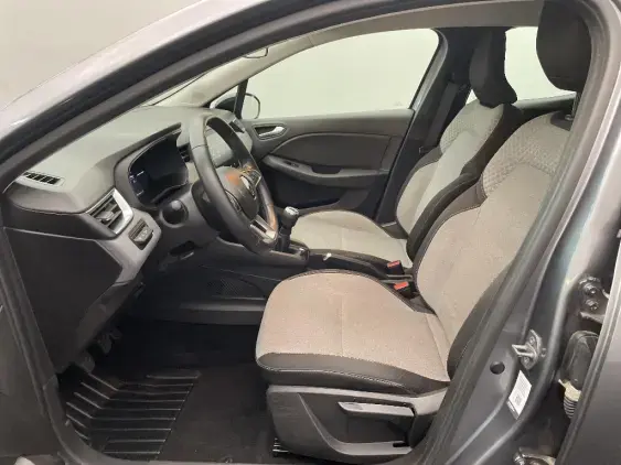 RENAULT CLIO V - voiture d'occasion - Photo 15