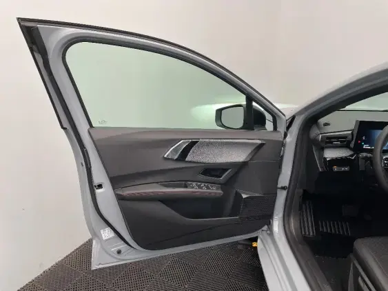 RENAULT CLIO VI - voiture d'occasion - Photo 19
