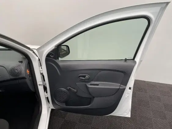 DACIA SANDERO II - voiture d'occasion - Photo 19
