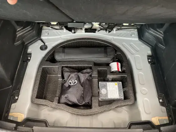 TOYOTA YARIS CROSS I - voiture d'occasion - Photo 17