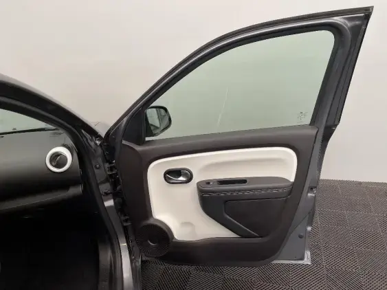 RENAULT TWINGO ELECTRIQUE III - voiture d'occasion - Photo 20