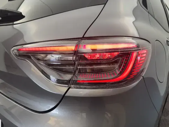 RENAULT CLIO V - voiture d'occasion - Photo 16