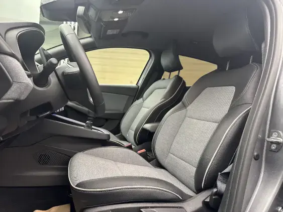 RENAULT CLIO V - voiture d'occasion - Photo 18