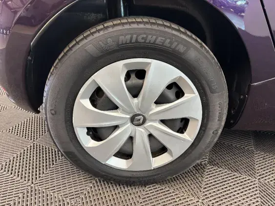 RENAULT ZOE - voiture d'occasion - Photo 21