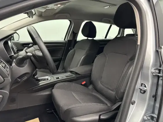 RENAULT MEGANE ESTATE IV - voiture d'occasion - Photo 17