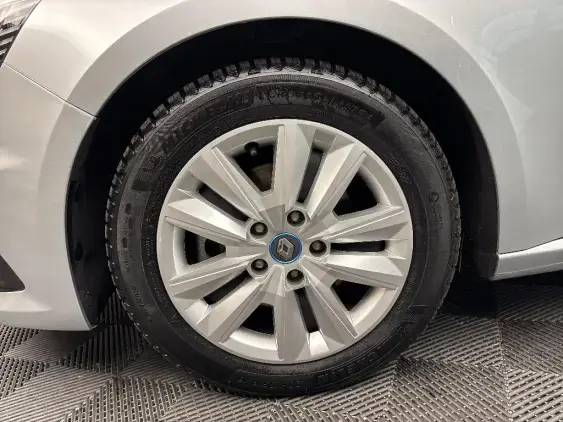 RENAULT MEGANE ESTATE IV - voiture d'occasion - Photo 21