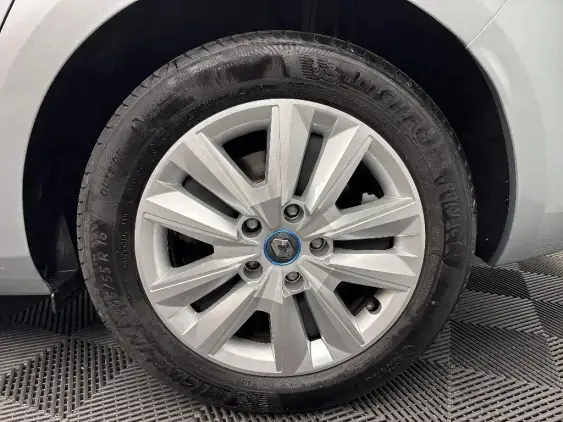 RENAULT MEGANE ESTATE IV - voiture d'occasion - Photo 22