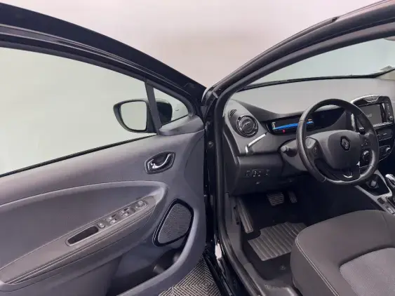RENAULT ZOE - voiture d'occasion - Photo 19