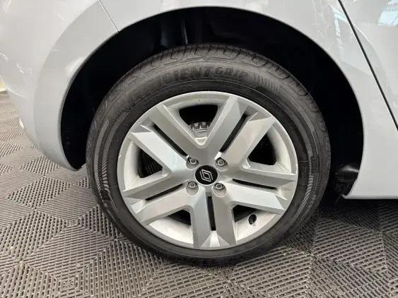 RENAULT CLIO V - voiture d'occasion - Photo 25