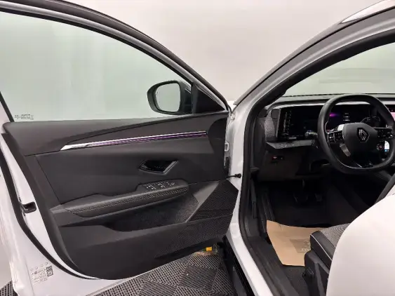 RENAULT MEGANE V - voiture d'occasion - Photo 18