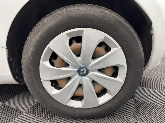 RENAULT ZOE - voiture d'occasion - Photo 21