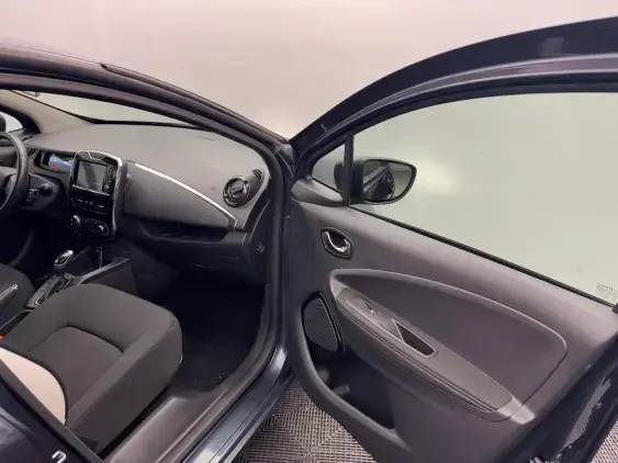 RENAULT ZOE - voiture d'occasion - Photo 20