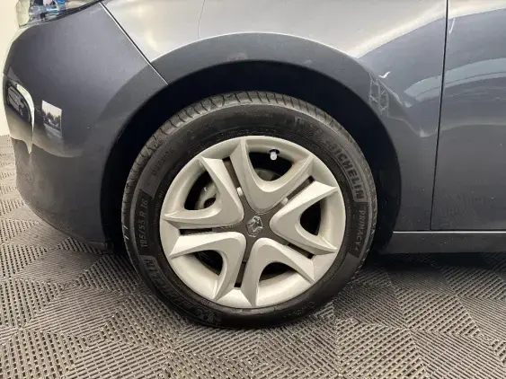 RENAULT ZOE - voiture d'occasion - Photo 23