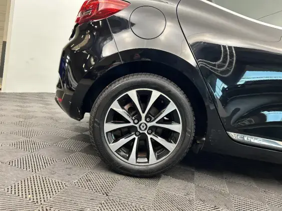 RENAULT CLIO V - voiture d'occasion - Photo 23