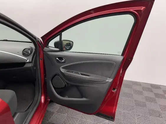 RENAULT ZOE - voiture d'occasion - Photo 18