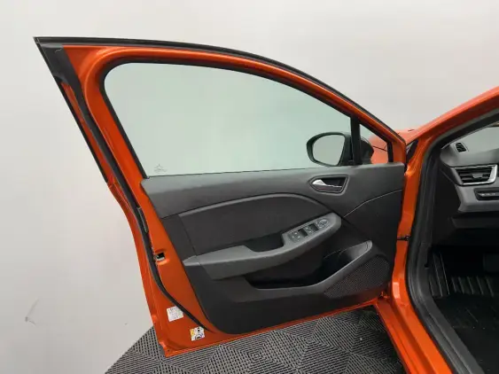 RENAULT CLIO V - voiture d'occasion - Photo 18