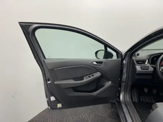 RENAULT CLIO V - voiture d'occasion - Photo 19