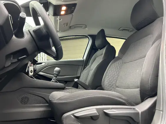 RENAULT CLIO V - voiture d'occasion - Photo 16