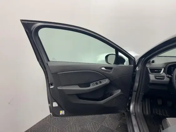 RENAULT CLIO V - voiture d'occasion - Photo 18