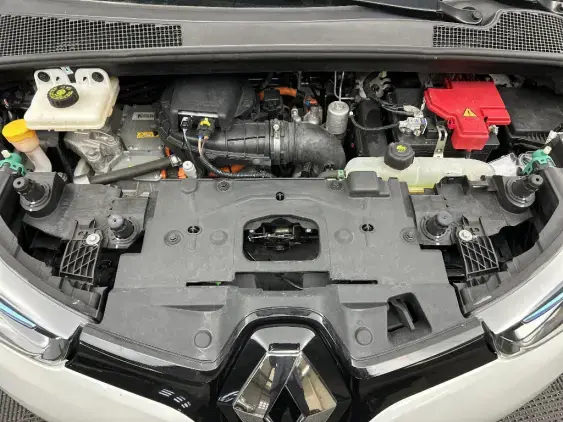 RENAULT ZOE - voiture d'occasion - Photo 19